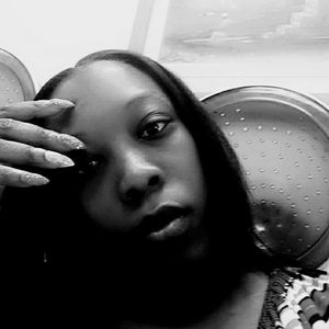 Meet your Posher, Latoya